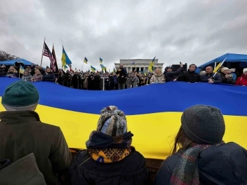 ABD’de yaşayan Ukraynalılardan Rusya karşıtı protesto: &quot;Putin bir katildir&quot;
