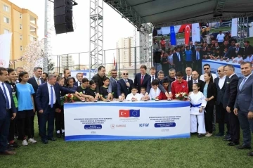 Adana’da açık saha tesislerinin toplu açılışı düzenlendi
