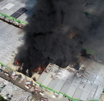 Adana'da iki fabrikada yangın / Ek fotoğraflar