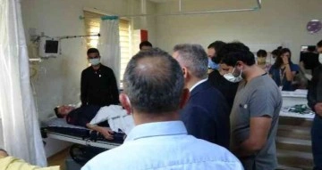Adana Valisi Elban, kazada yaralanan askerleri ziyaret etti