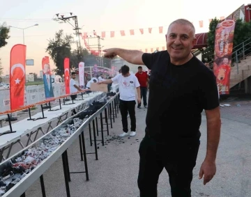 Adanalı kebapçı İstanbul’da 34 metrelik kebap yapacak
