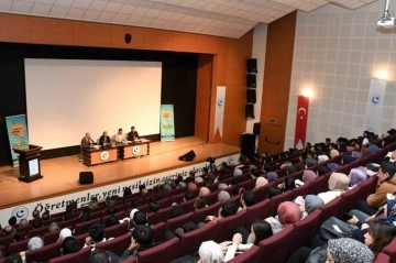 Adıyaman Üniversitesi’nde İstiklal Marşı Paneli Düzenlendi