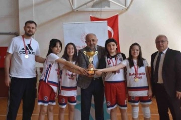 Afyonkarahisar’da 3X3 Yıldız Kızlar Basketbol Müsabakaları Son Buldu