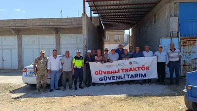 Gaziantep’te traktör sürücülerine trafik güvenliği bilgilendirmesi