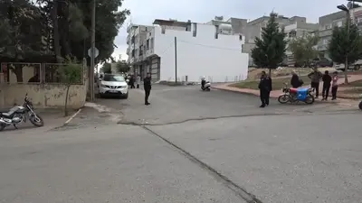 Kilis’te araçların çarpıştığı kazada motosikletteki 2 kişi yaralandı