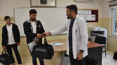 Şahinbey’de asker adaylarına destek: 101 bin çanta dağıtıldı