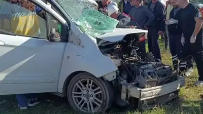 Mazıdağı’nda iki araç çarpıştı, kazada 4 kişi yaralandı