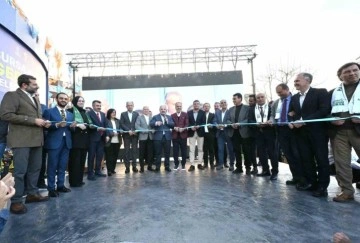AK Parti Bursa Büyükşehir Belediye Başkanı Alinur Aktaş'ın Seçim İrtibat Ofisi Açıldı