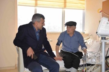 AK Parti Gölbaşı Belediye Başkan Adayı Hakan Toydaş Hastane Ziyareti
