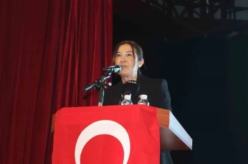AK Parti Güzelbahçe adayı Bucaklıoğlu: &quot;Mevcut belediye hizmetlerinden memnun olmadığımızdan dolayı bu yola çıktım”
