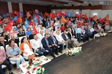 AK Parti İzmir’de “Türkiye’nin Kazanımları ve 2023’ün Önemi’ programı Konak’tan başladı
