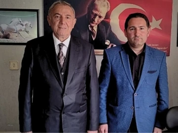 AK Parti Kırşehir Belediye Başkan Adayı Aslan, Kırşehir Osmanlı Ocakları İl Başkanlığını ziyaret etti
