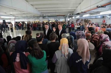 AK Partili Belediye Başkan Adayları Fabrikalarda İşçilerle Buluştu