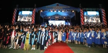 Akdeniz Üniversitesi’nden 11 bin 833 öğrenci mezun oldu
