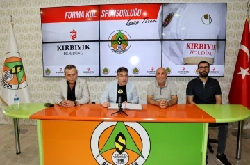 Alanyaspor’un forma kol sponsoru Kırbıyık Holding oldu
