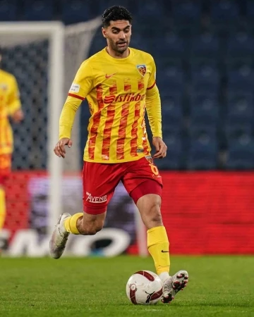 Ali Karimi 3. golünü attı
