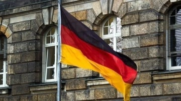 Almanya İsrail'in Gazze'ye yönelik saldırılarından endişeli