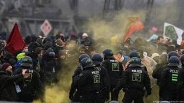 Almanya'da maden krizi: 35 bin kişi sokaklara döküldü