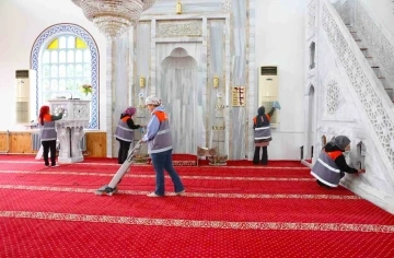 Altınordu’da camiler Ramazan ayına hazırlandı
