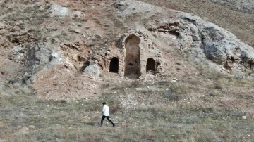 Anadolu’da inşa edilen ilk kiliselerden Huykesen Kilisesi, turizme kazandırılmayı bekliyor
