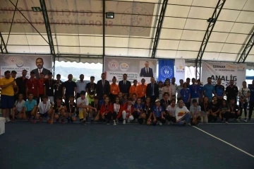 Anadolu Yıldızlar Ligi tenis müsabakaları sona erdi
