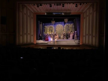 “Andrea Chenier” operası Ankara’da sahnelendi
