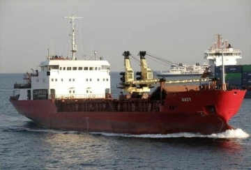 Antalya açıklarında ticari gemi battı; 5 personel kurtarıldı, 9'u aranıyor (2)