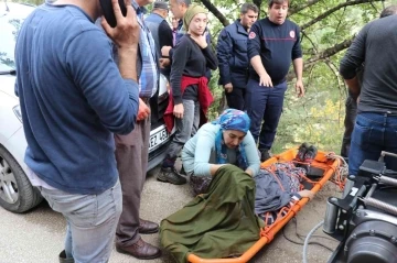 Antalya’da anne-kız okul dönüşü ölümden döndü
