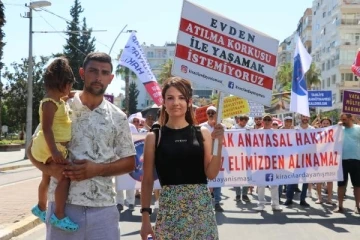 Antalya'da yüksek kira protestosu