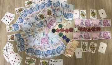 Antalya&rsquo;da kumar oynayan 6 şahsa 10 bin 914 TL para cezası