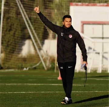 Antalyaspor’da Nuri Şahin, Borussia Dortmund ile anlaştı
