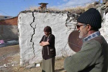 Ardahan’da depremde hasar oluşan köylerde 651 çadır kuruldu
