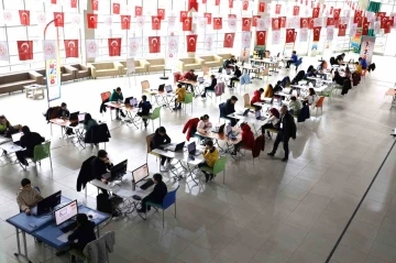 Artvin’de öğrenciler Deneyap Teknoloji Atölyeleri e-sınavlarında ter döktü
