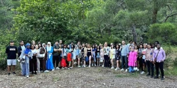 AÜ'nin Uluslararası öğrencileri, Antalya'yı keşfediyor