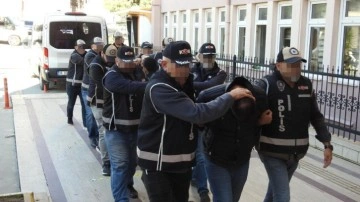 Aydın'da göçmen kaçakçılığı operasyonu: 12 kişiden 9'u tutuklandı