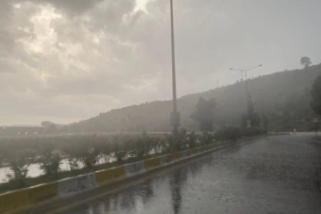 Aydın’da sağanak yağış etkili oldu