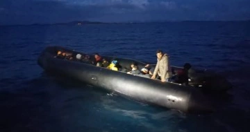Ayvalık Sahil Güvenlik Ekipleri Tarafından 18 Çocuk ve 34 Düzensiz Göçmen Yakalandı