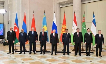 Azerbaycan Cumhurbaşkanı Aliyev, BDT Devlet Başkanları toplantısına katıldı
