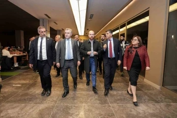 Bak ile Erdoğan, D.T. Şehitkamil Sahnesi ve AGRO Park’ı inceledi
