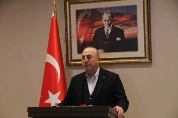 Bakan Çavuşoğlu: &quot;36 ülkeden 3 bin 319 arama kurtarma personeli sahada&quot;
