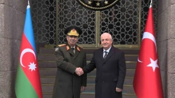 Bakan Güler, Azerbaycan Savunma Bakanı Hasanov ile bir araya geldi
