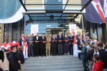 Bakan Yardımcısı Yazgı, Cizre’de kütüphane açılışına katıldı

