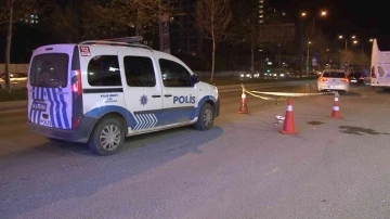 Bakırköy’de genç bir kadın seyir halindeki otomobilden atladı
