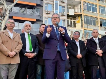 Bandırma Seçimlerinde CHP'li Dursun Mirza Zaferini Kutladı