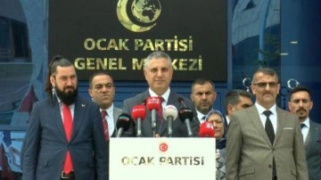 Basın toplantısıyla açıkladı: Erdoğan ve AK Parti'ye oy vereceğiz