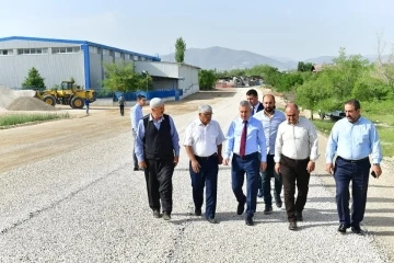 Başkan Çınar, yol düzenleme çalışmalarını inceledi
