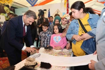 Başkan Eroğlu, Ankara’da gençlerle bir araya geldi

