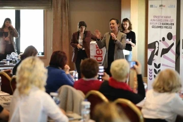 Başkan Filiz İzmir’de kadın adaylarla buluştu
