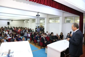 Başkan Kılınç öğrencilere mesleki deneyimlerini paylaştı
