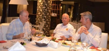 Başkan Oktay, Kıbrıs Gazileri ile bir araya geldi
